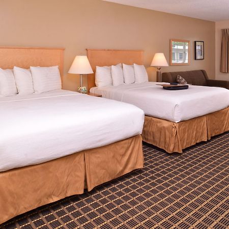 Campus Inn & Suites Eugene Downtown מראה חיצוני תמונה