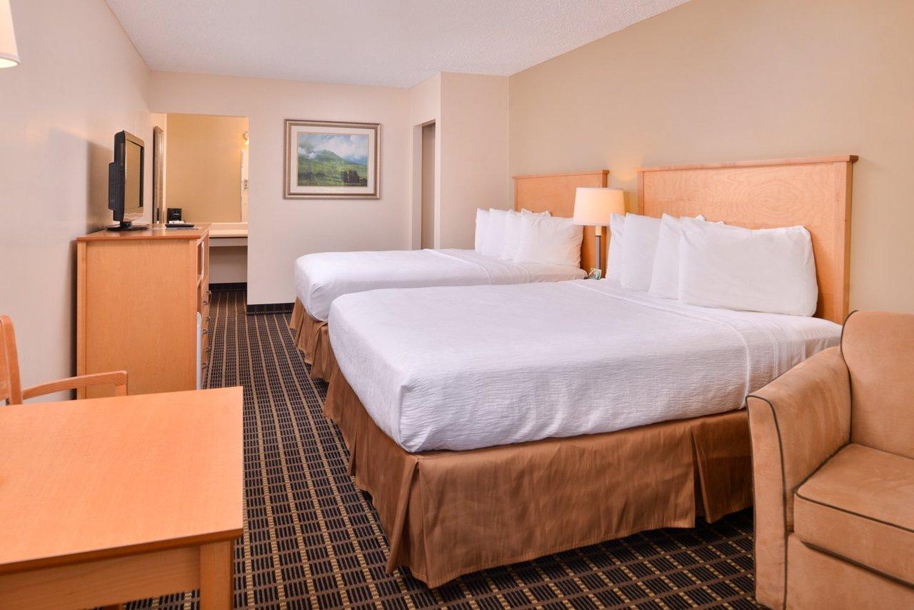 Campus Inn & Suites Eugene Downtown מראה חיצוני תמונה