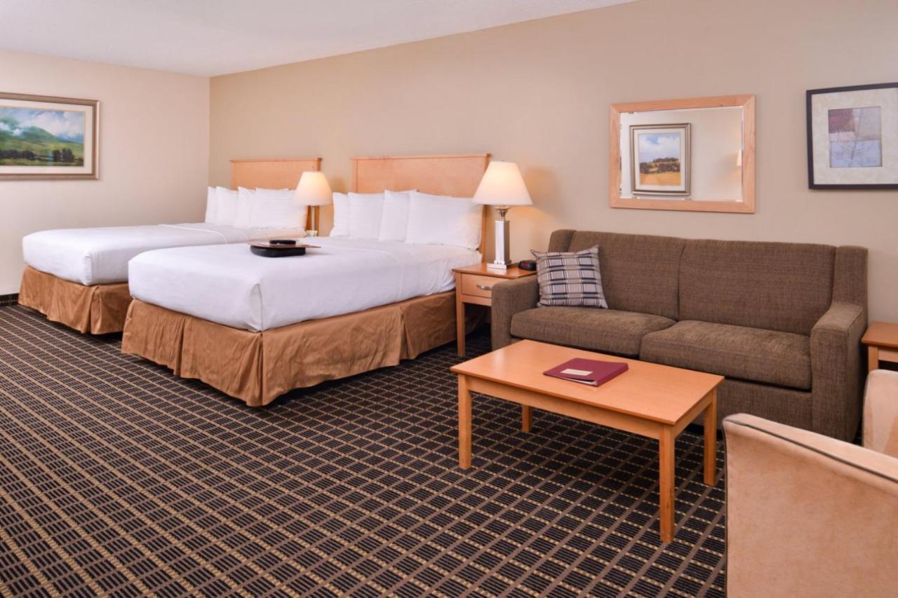 Campus Inn & Suites Eugene Downtown מראה חיצוני תמונה