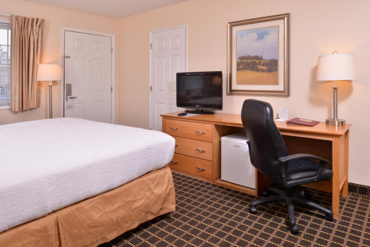 Campus Inn & Suites Eugene Downtown מראה חיצוני תמונה