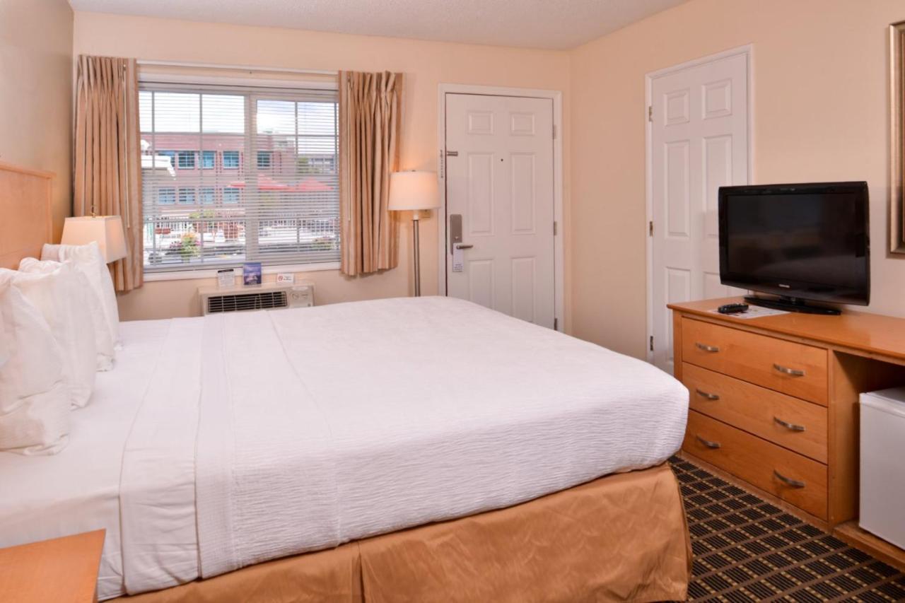 Campus Inn & Suites Eugene Downtown מראה חיצוני תמונה