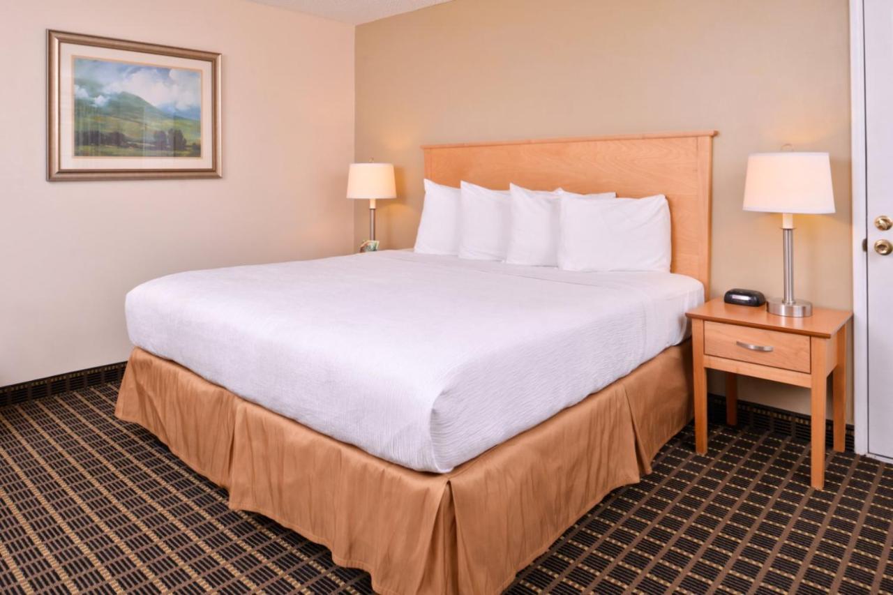 Campus Inn & Suites Eugene Downtown מראה חיצוני תמונה