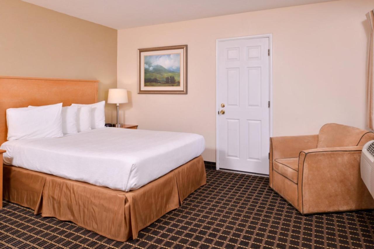 Campus Inn & Suites Eugene Downtown מראה חיצוני תמונה